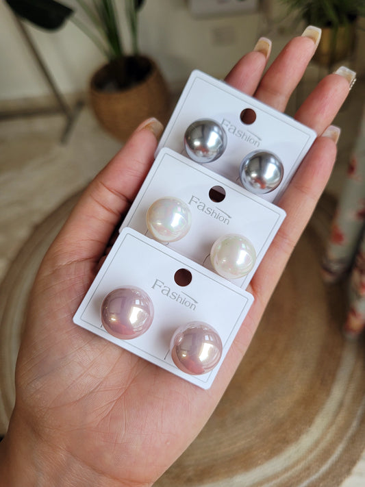 Pearl Globe Studs- 10mm