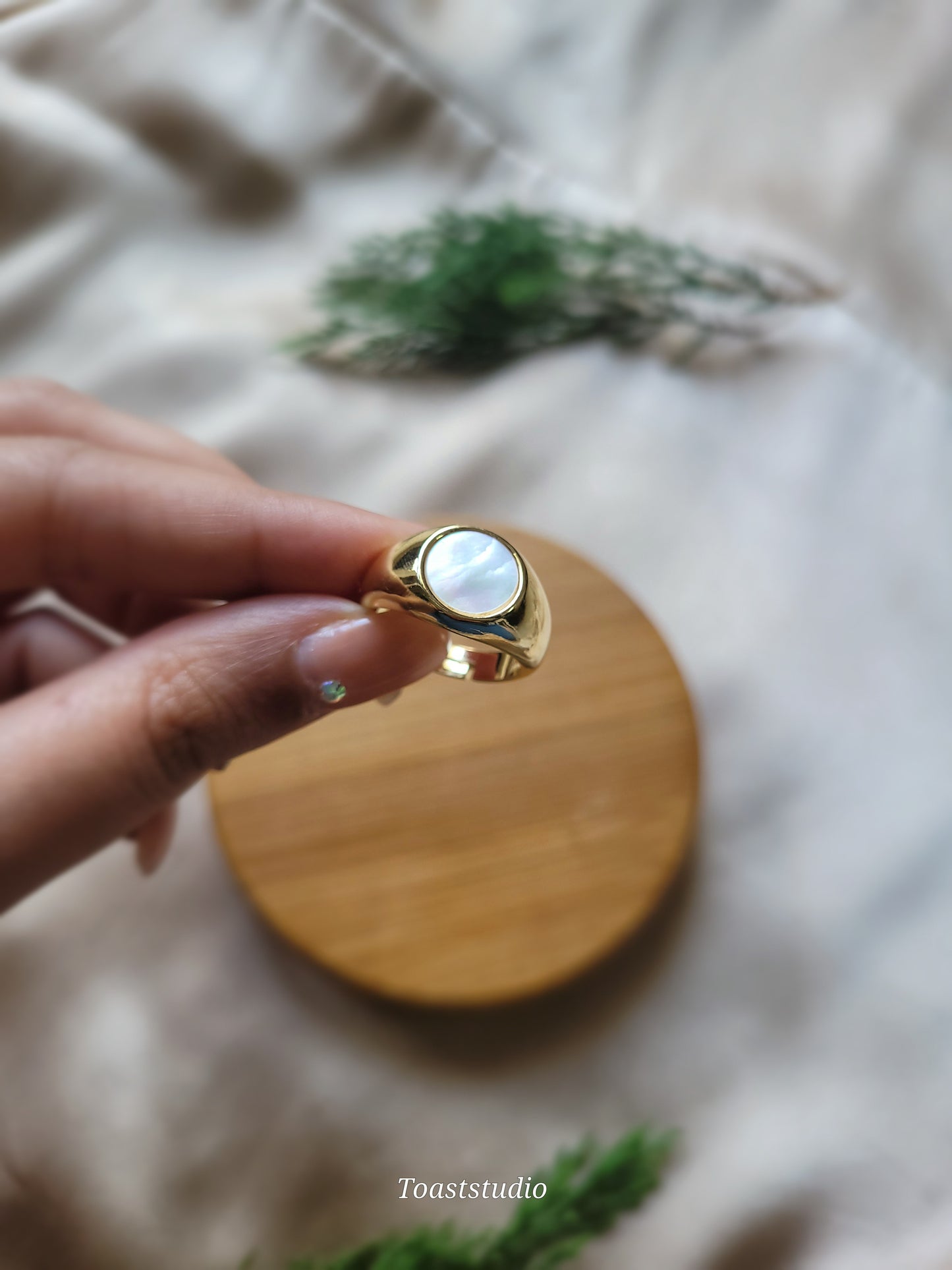 Conch Chunky Ring