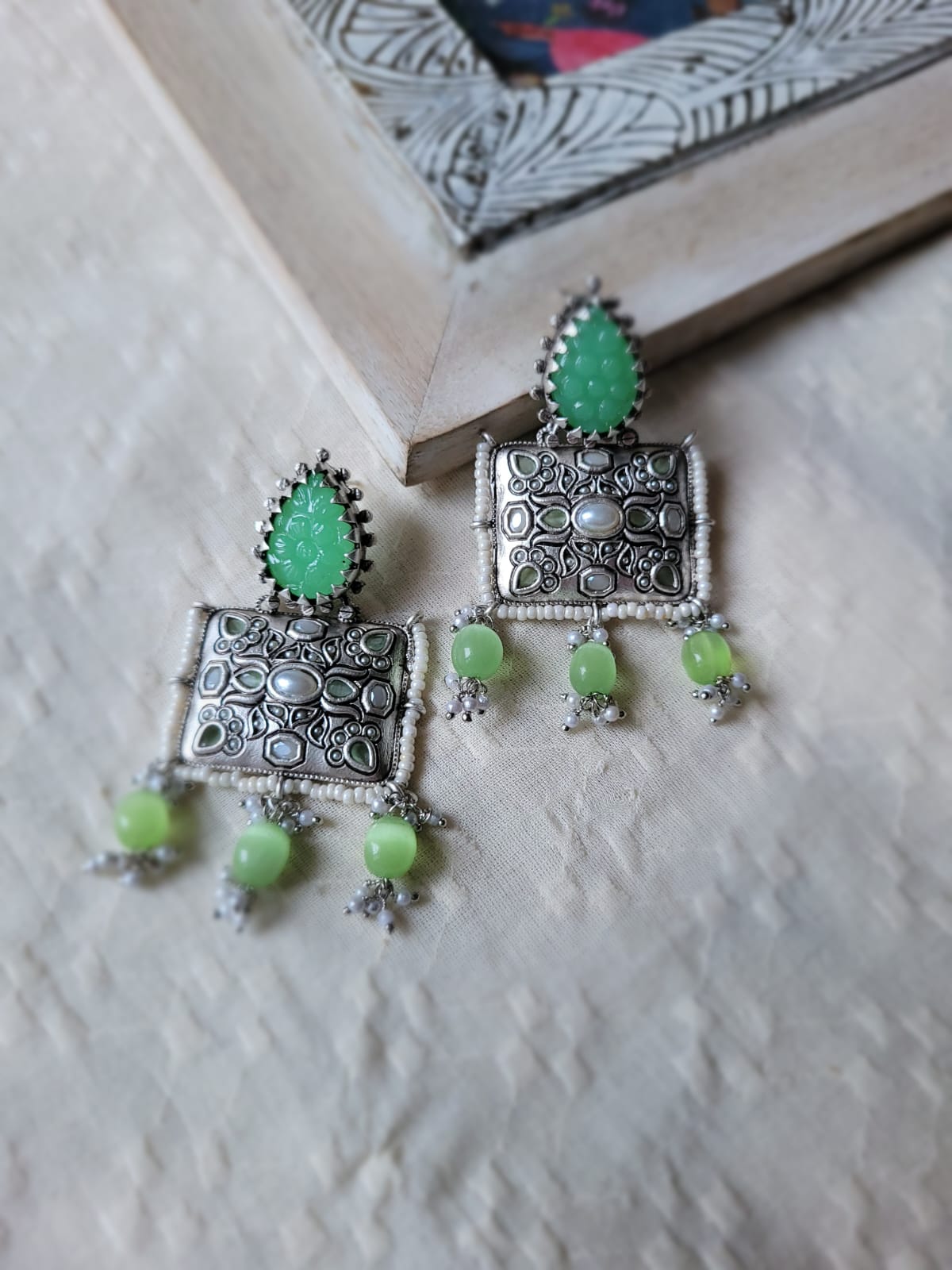 Pista Gemstone Earring
