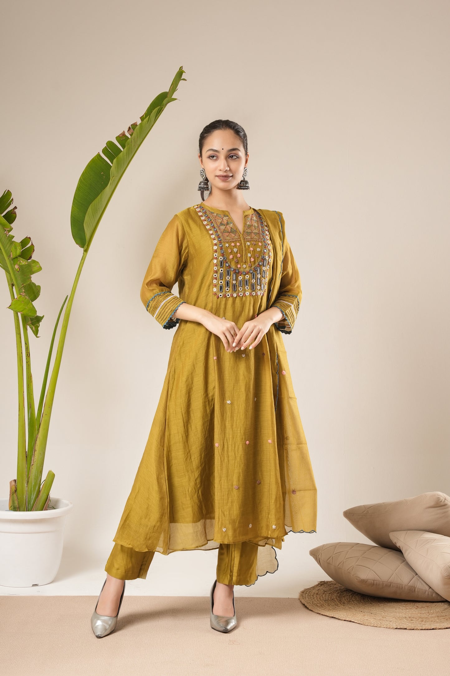 Sugandha Ethnic Mulchanderi Set (Ready To Ship)