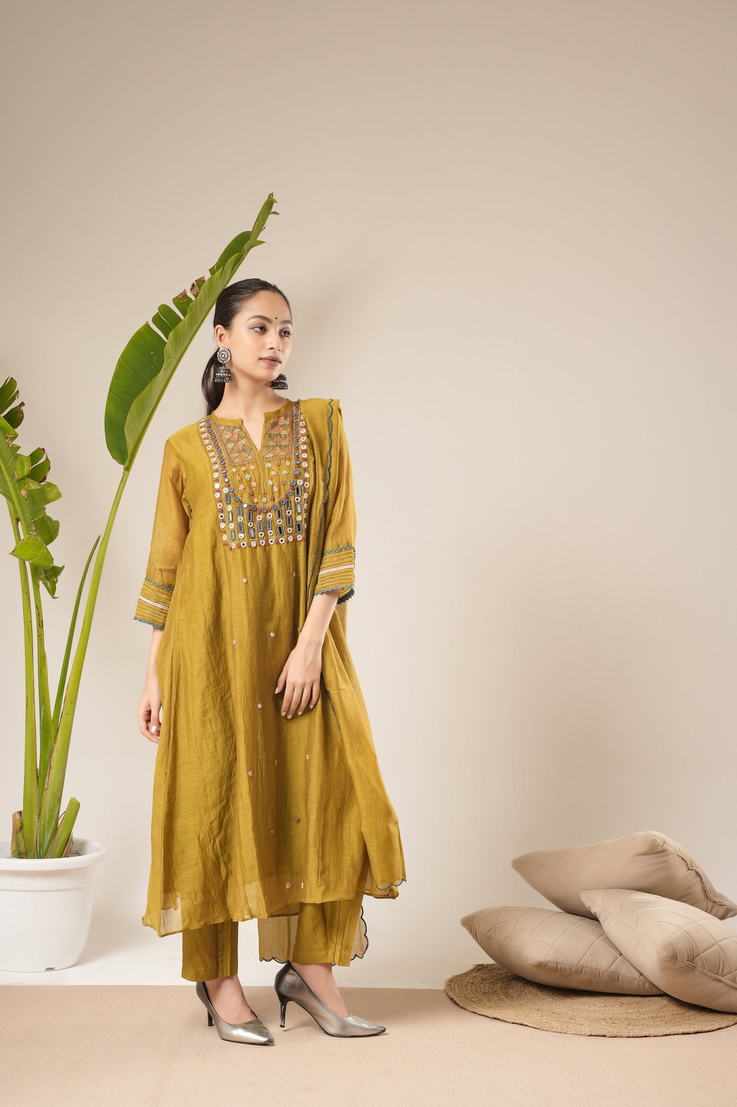 Sugandha Ethnic Mulchanderi Set (Ready To Ship)