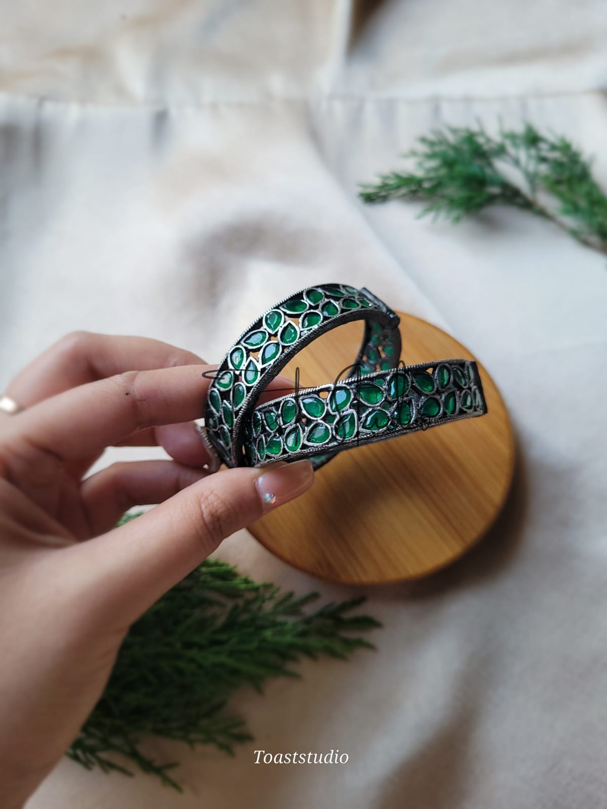 Drops Emerald Kada - Adjustable upto 2.4