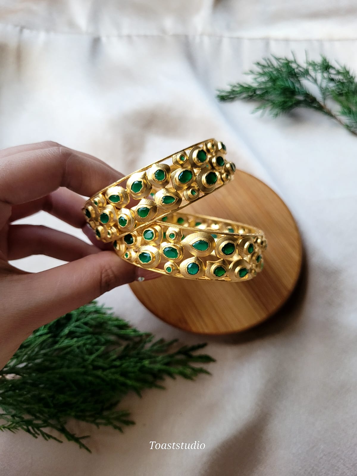 Egyptian Gold Kada/Bangle - Emerald