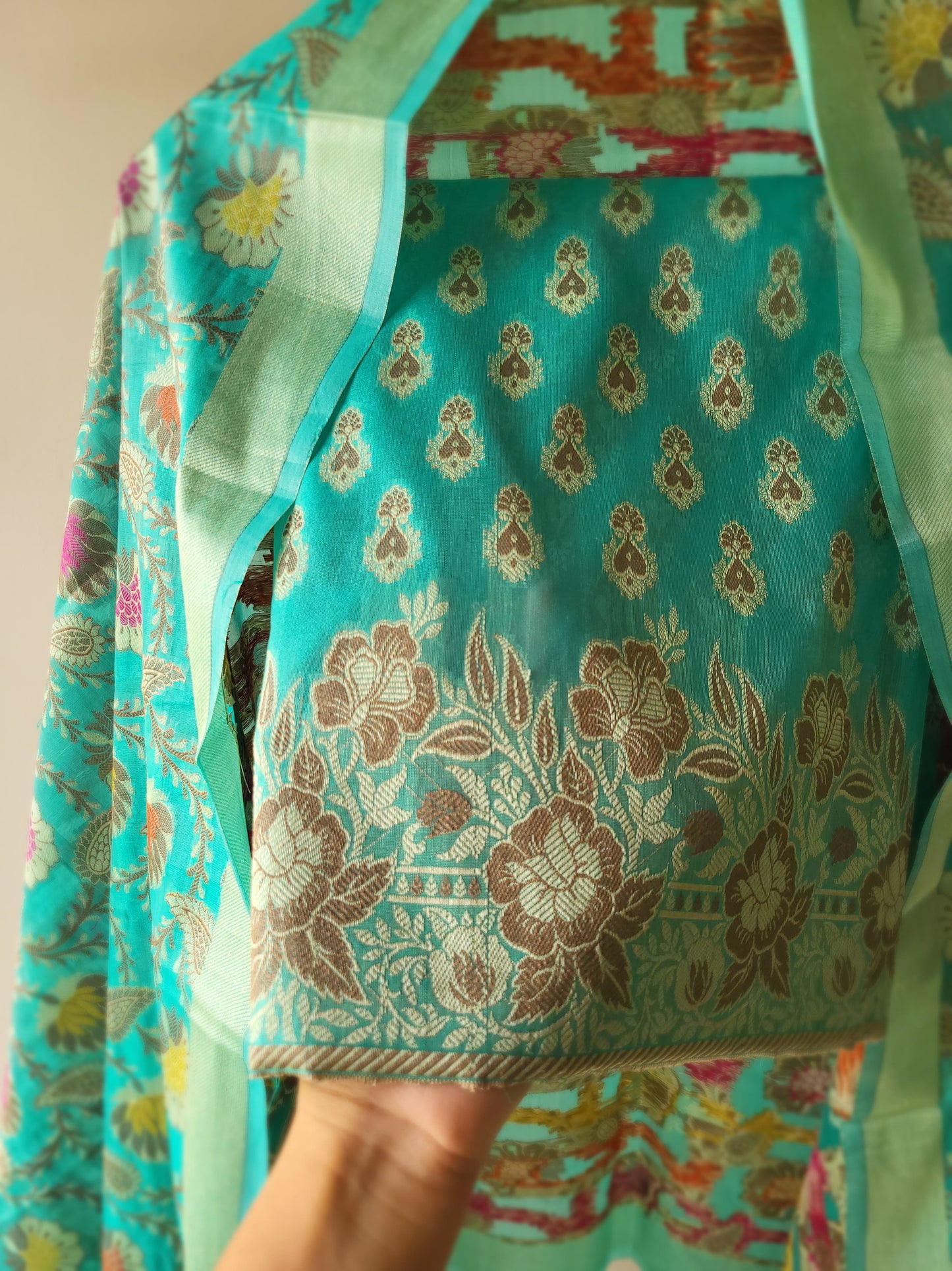 Saanjh Suit Set