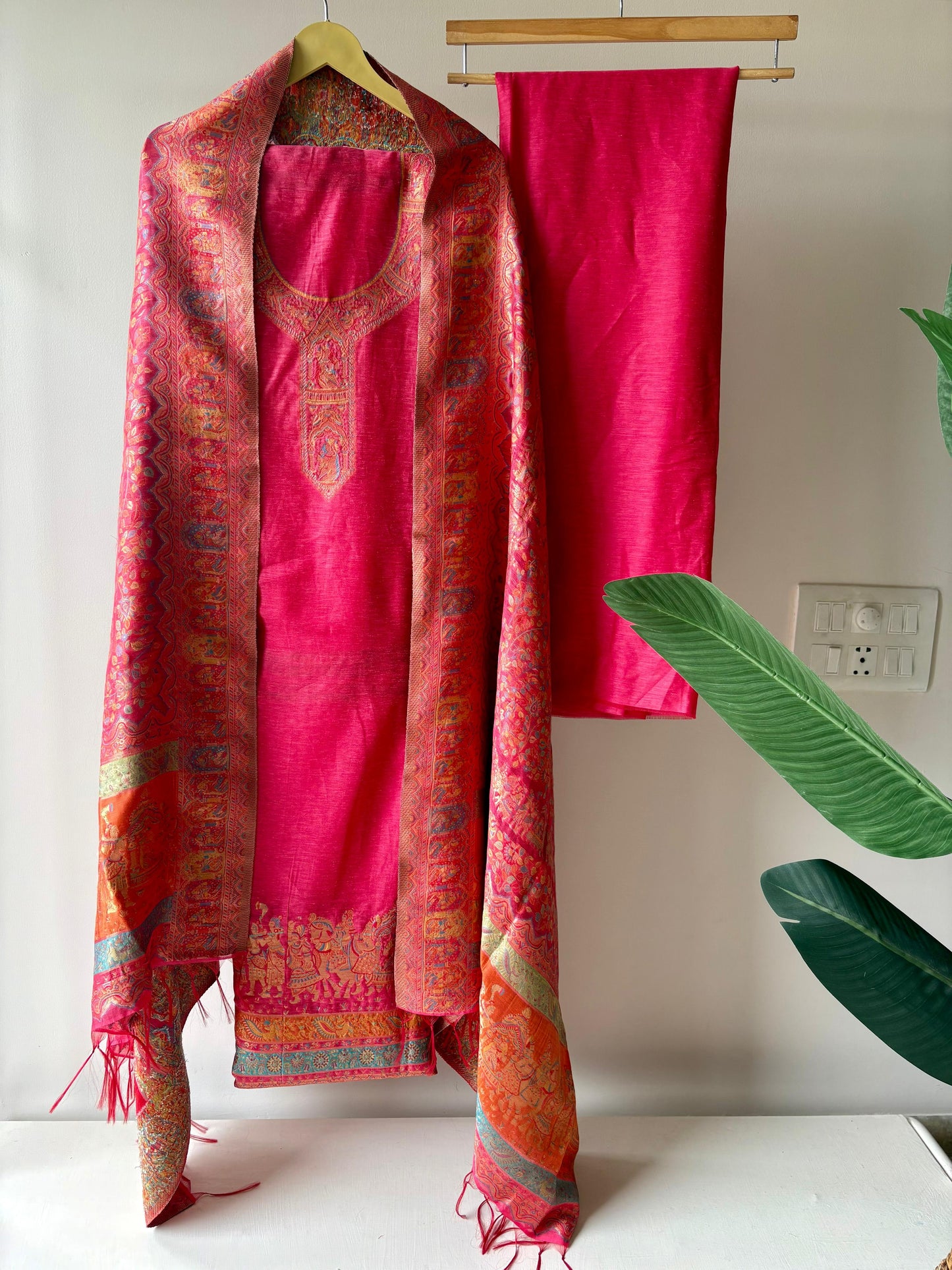 Raagini Suit Set