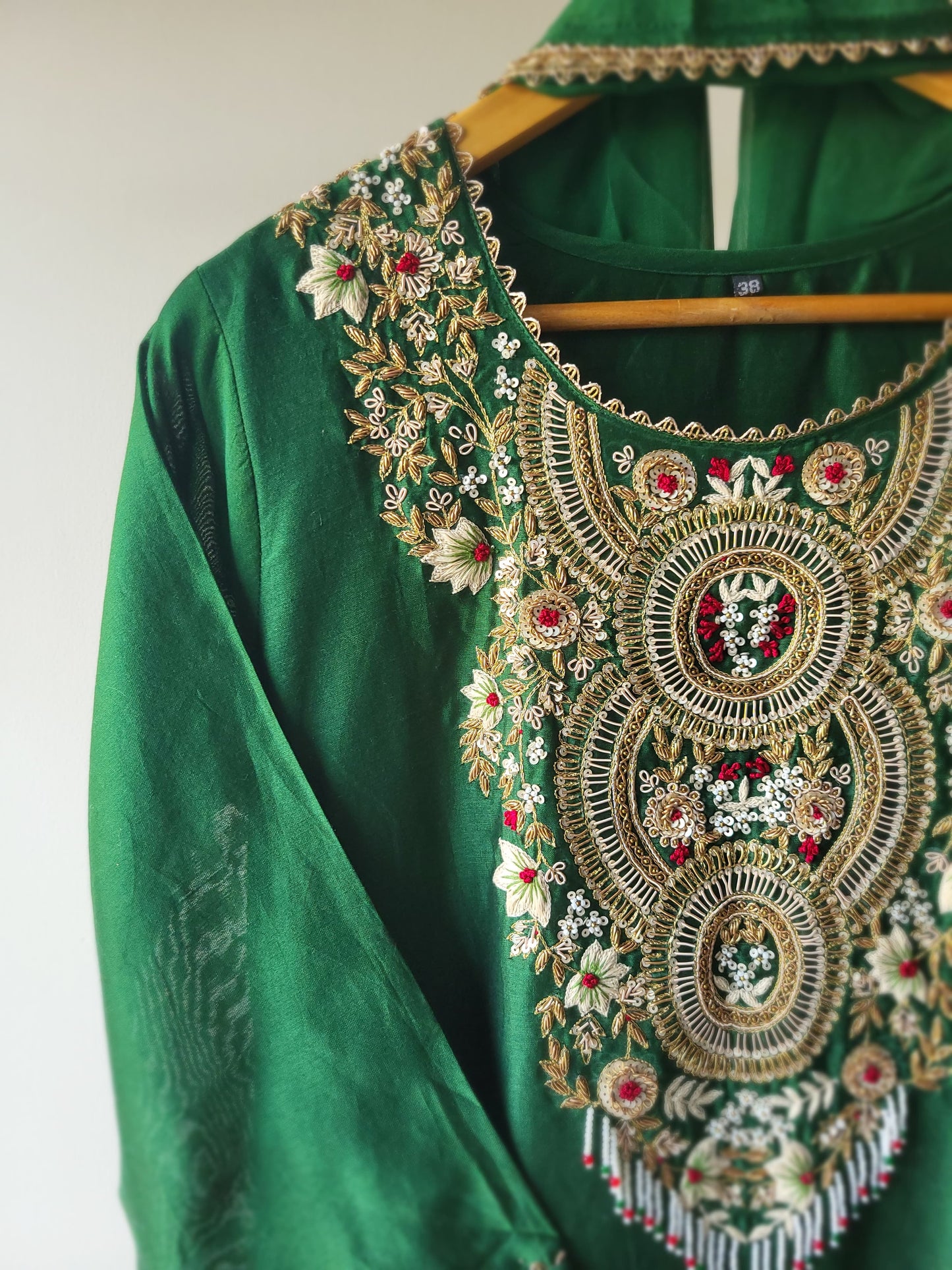 Nazaaqat Set