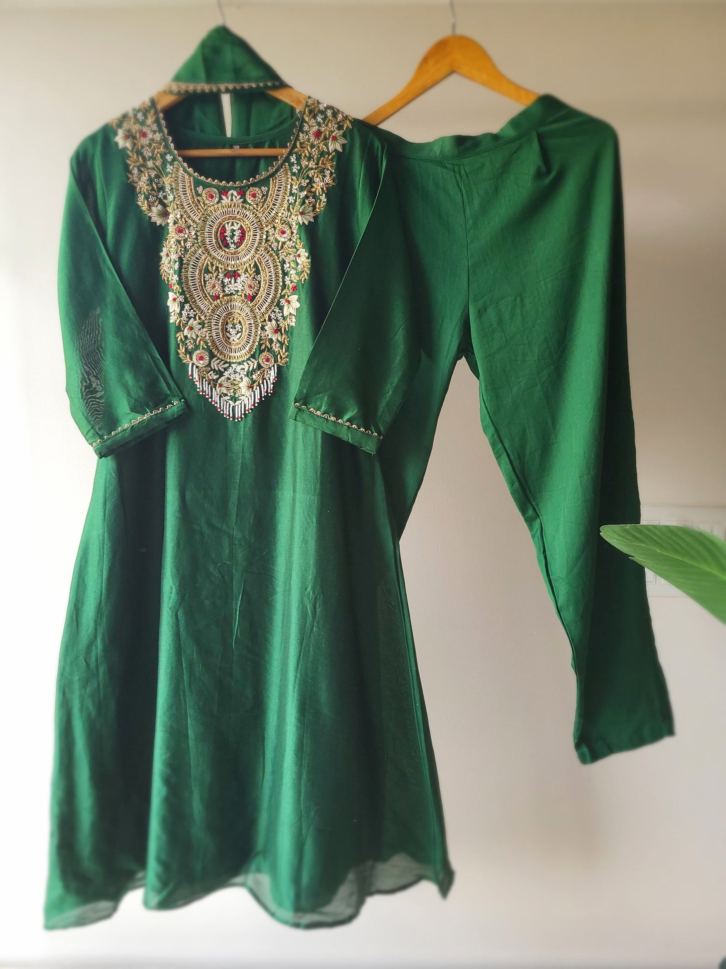 Nazaaqat Set