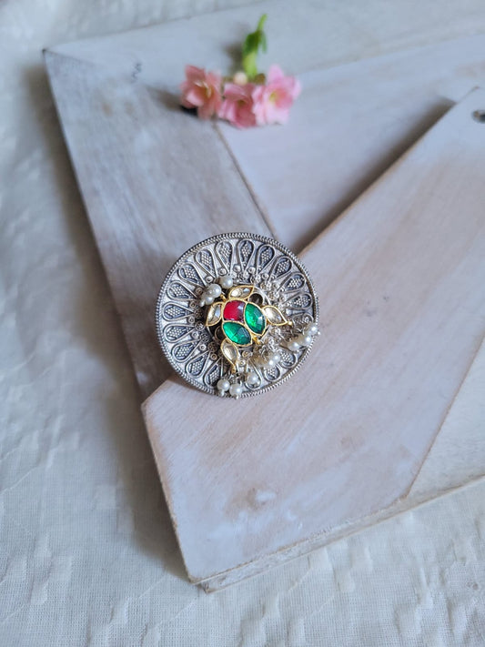 Kundan Oxidised ring