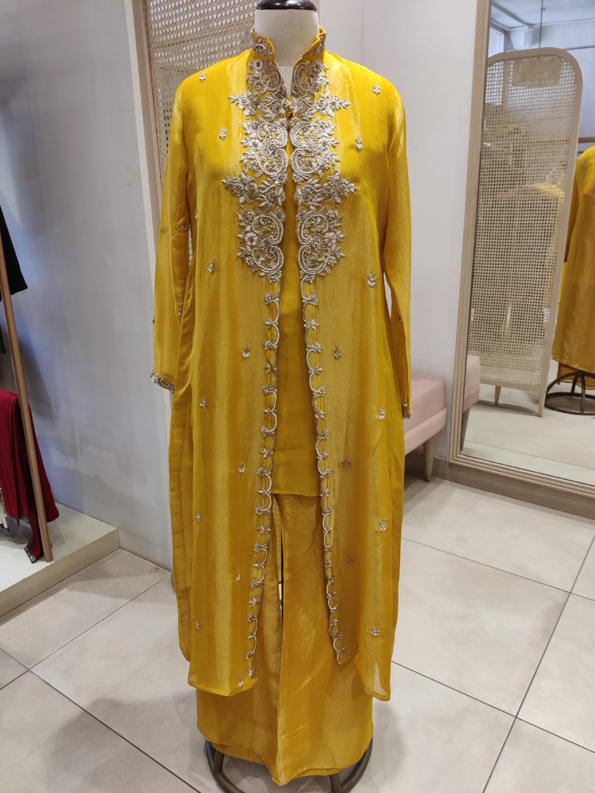 Zardozi Ziya Suit Set (Ready To Ship)