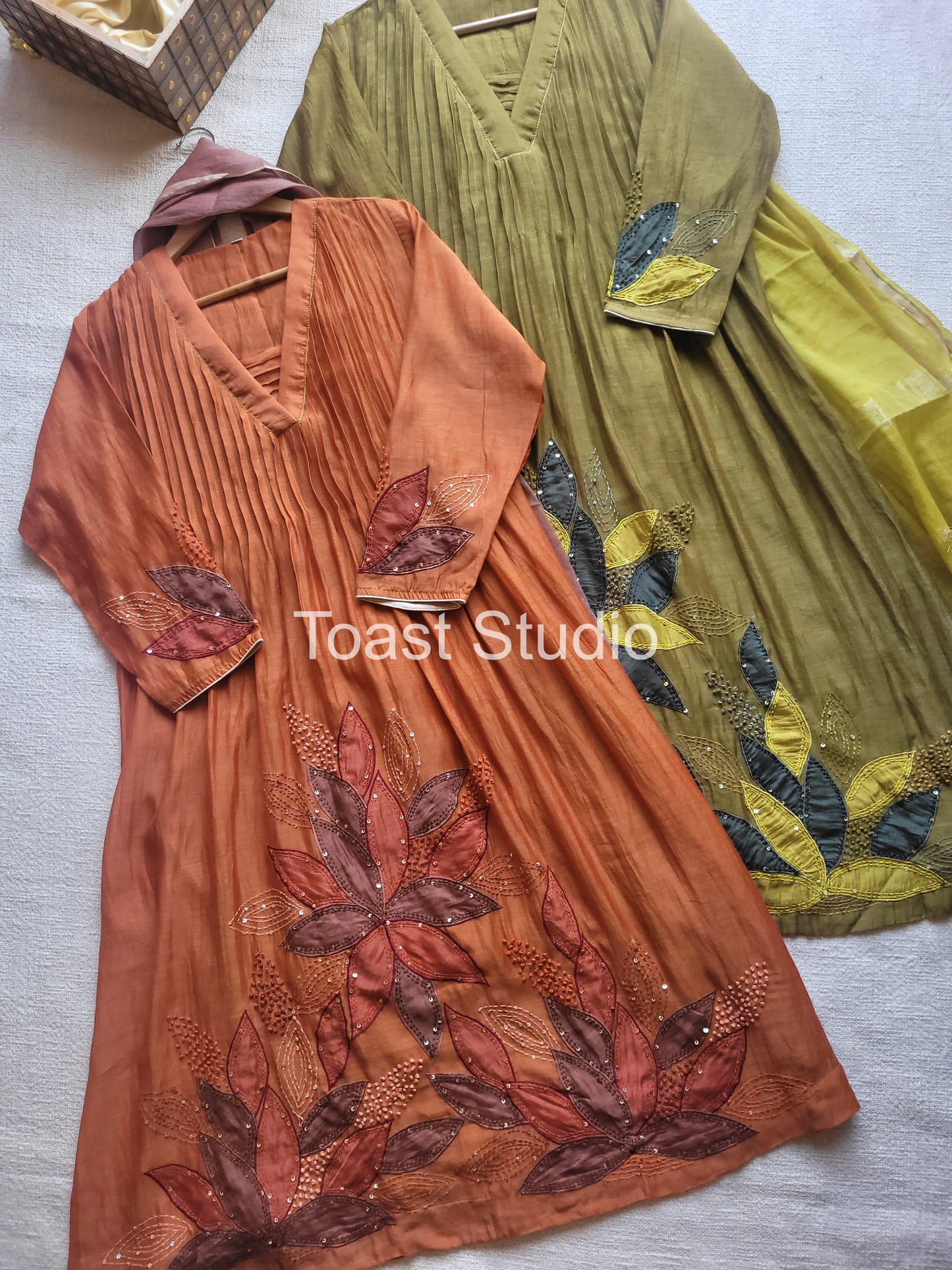 Moroccan Applique Suit (Ready to Ship)