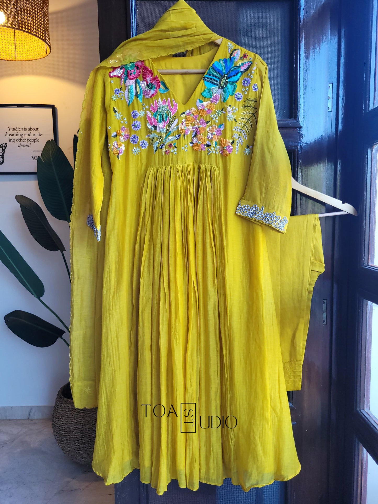 BESTSELLER Wild orchid Set /Lovestory Suit (NOW: Ready To Ship)