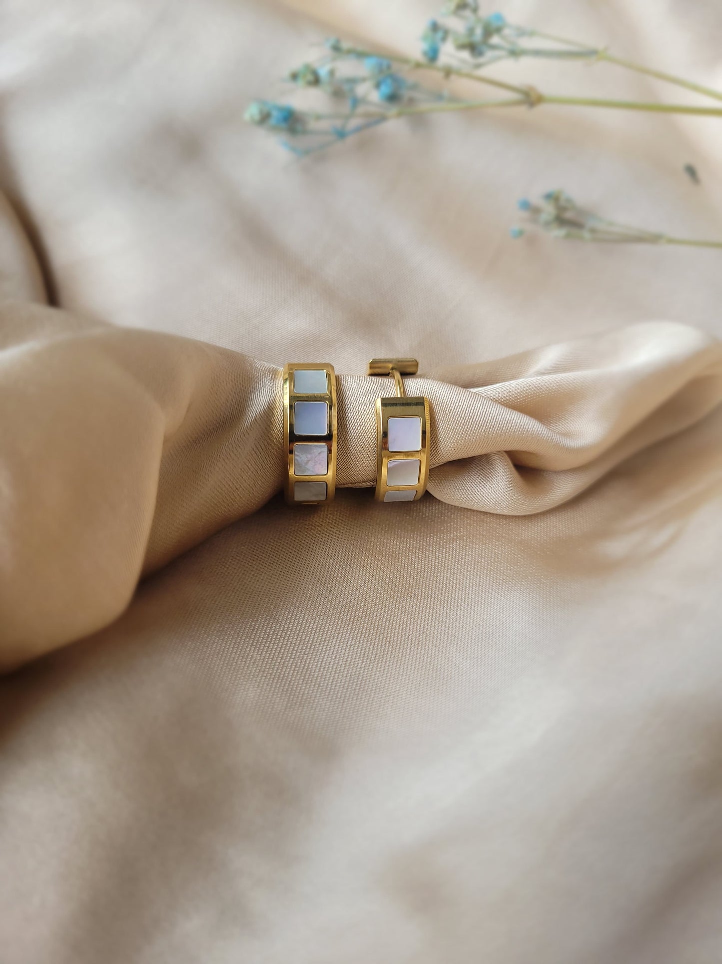 Golden Round Mirror Earrings