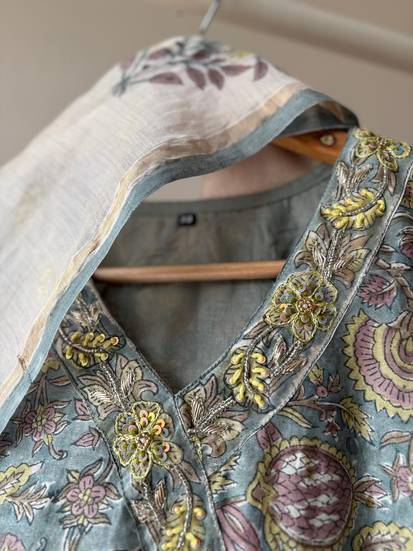Floral Teal Chanderi Suitset (Ready To Ship)