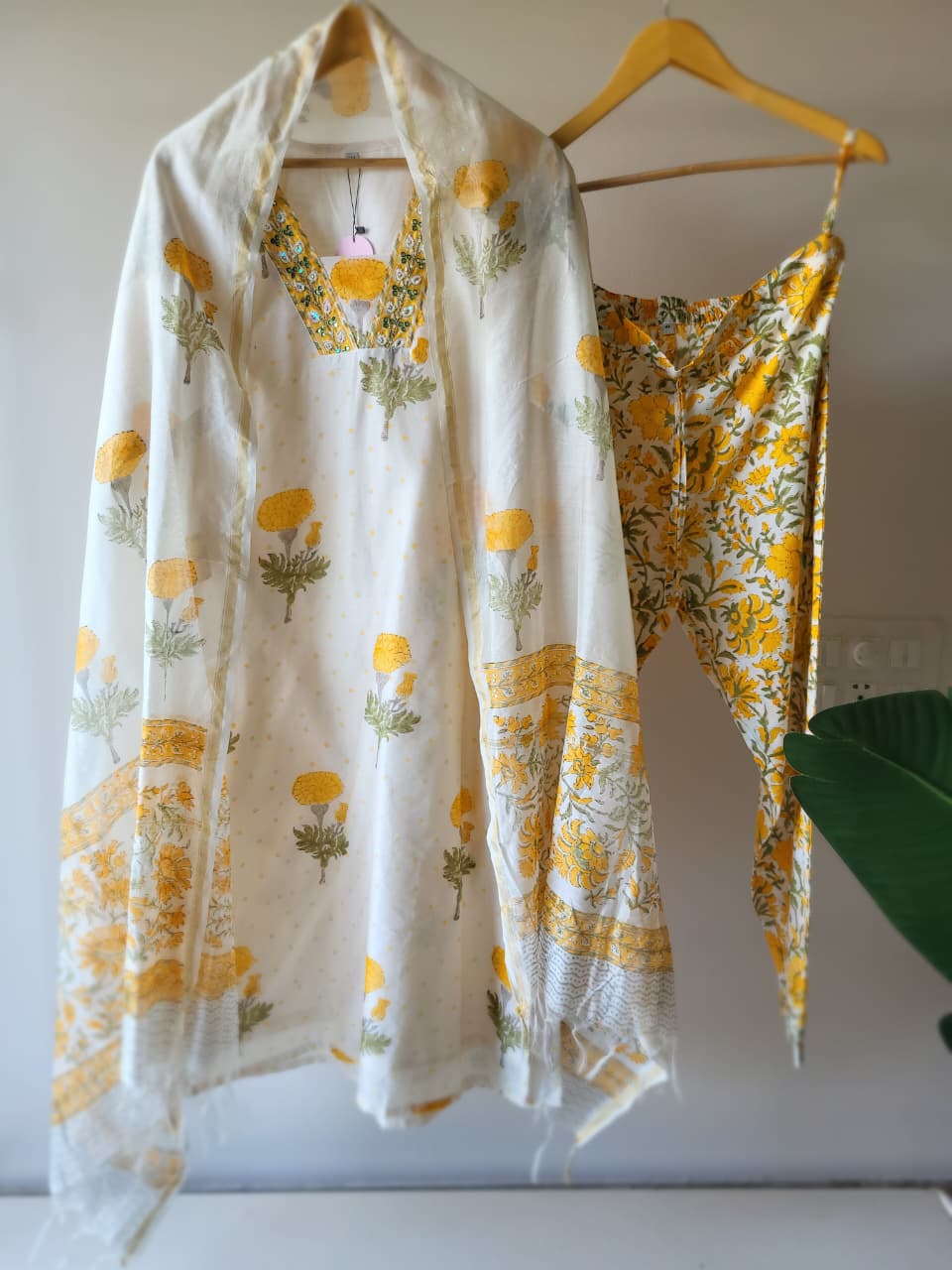 Doriya Marigold Suitset (Ready To Ship)