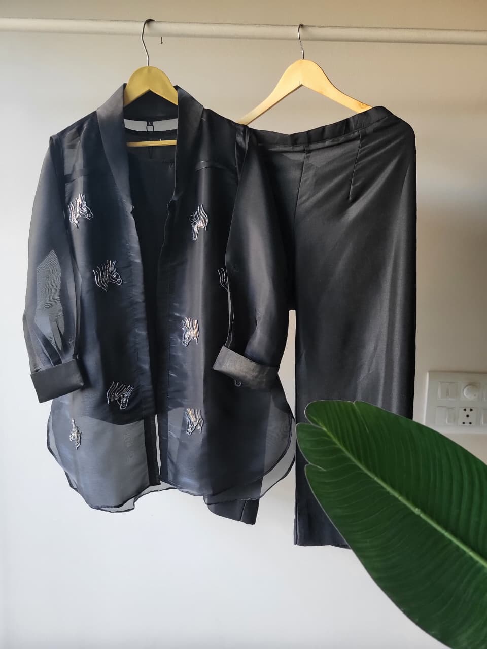 Onyx Sheer Set
