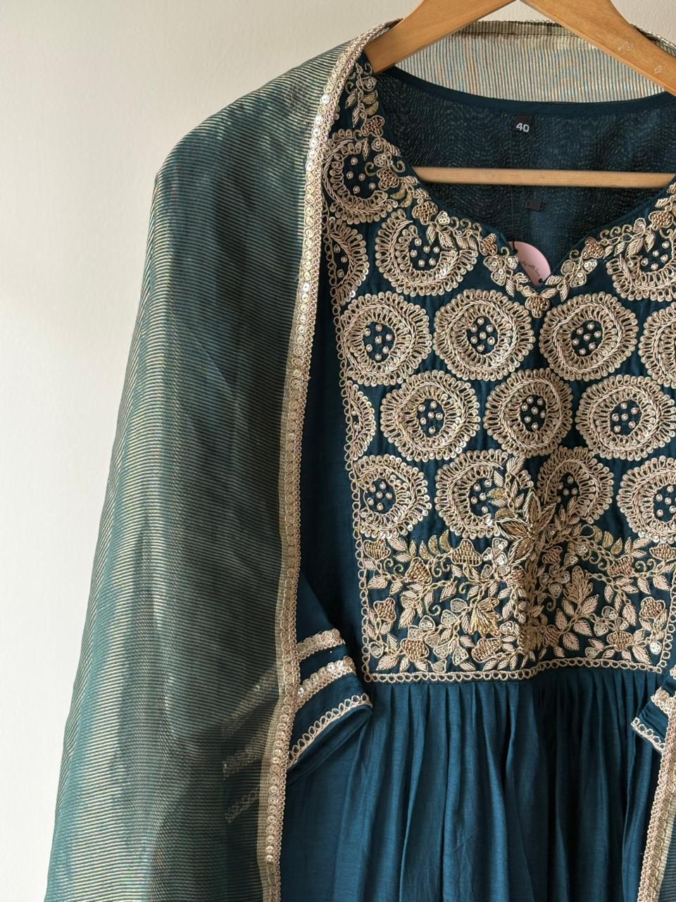 Zarmina Suit Set