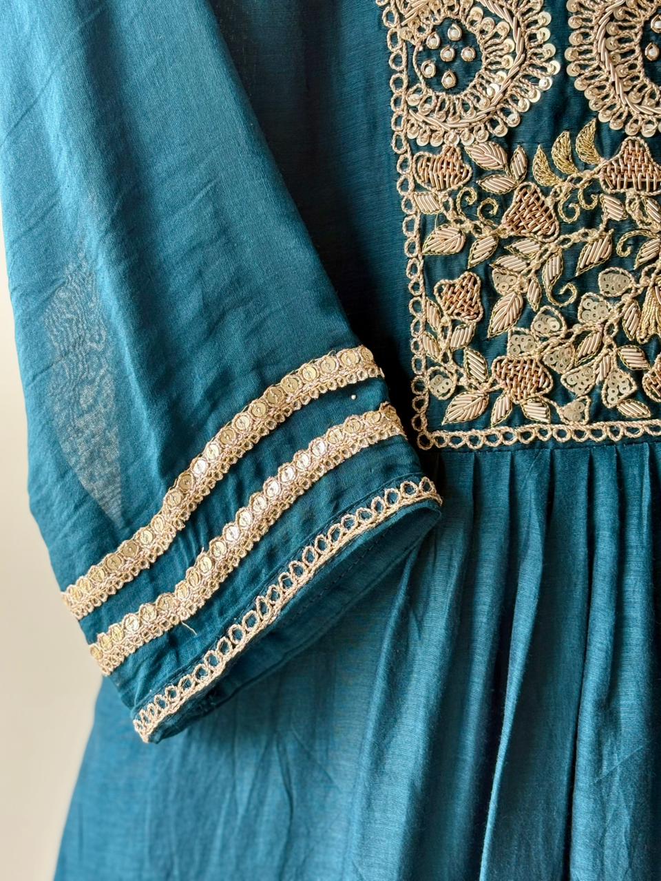 Zarmina Suit Set