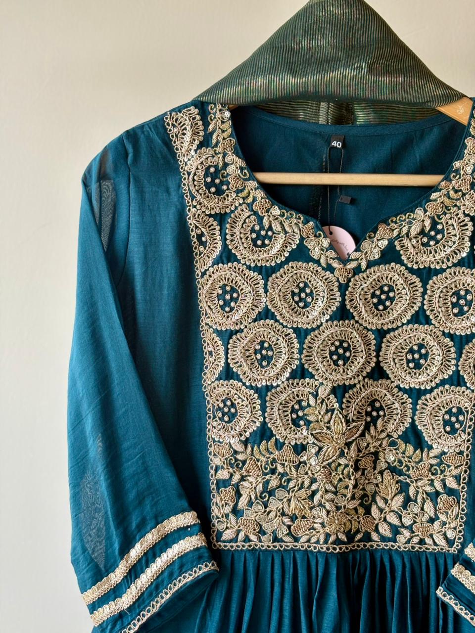 Zarmina Suit Set
