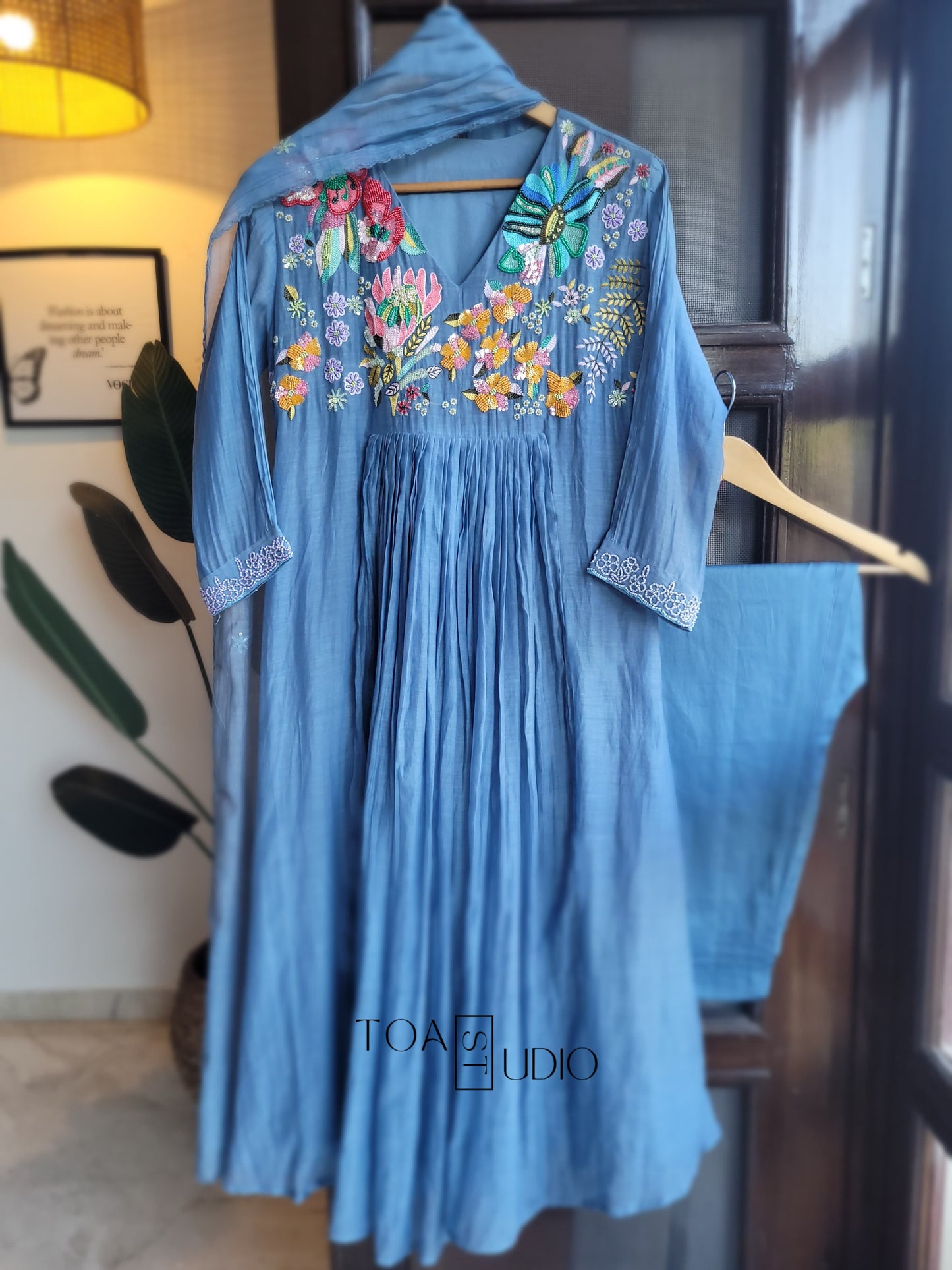 BESTSELLER Wild orchid Set /Lovestory Suit (NOW: Ready To Ship)