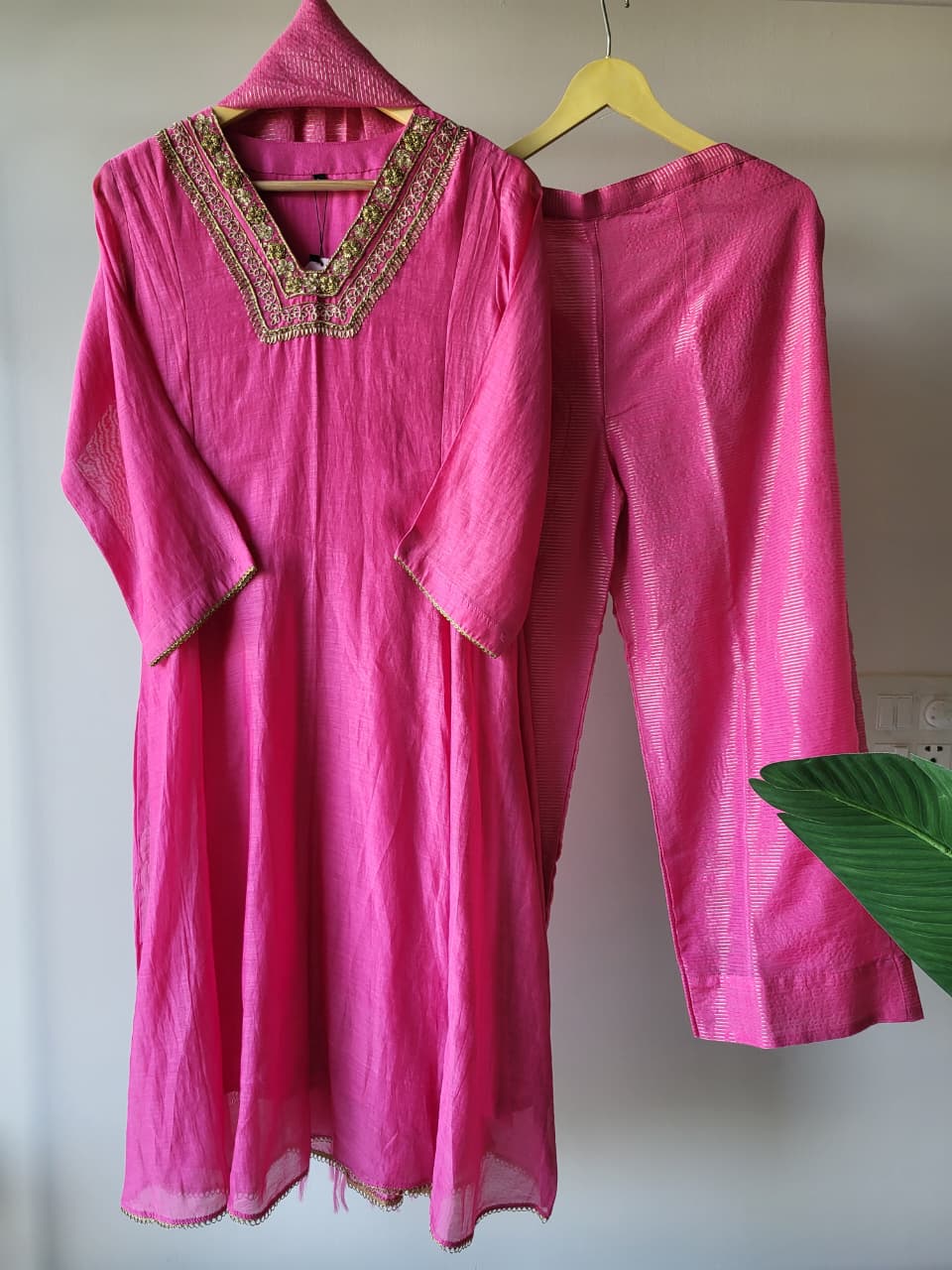 Rose and Sun Suitset