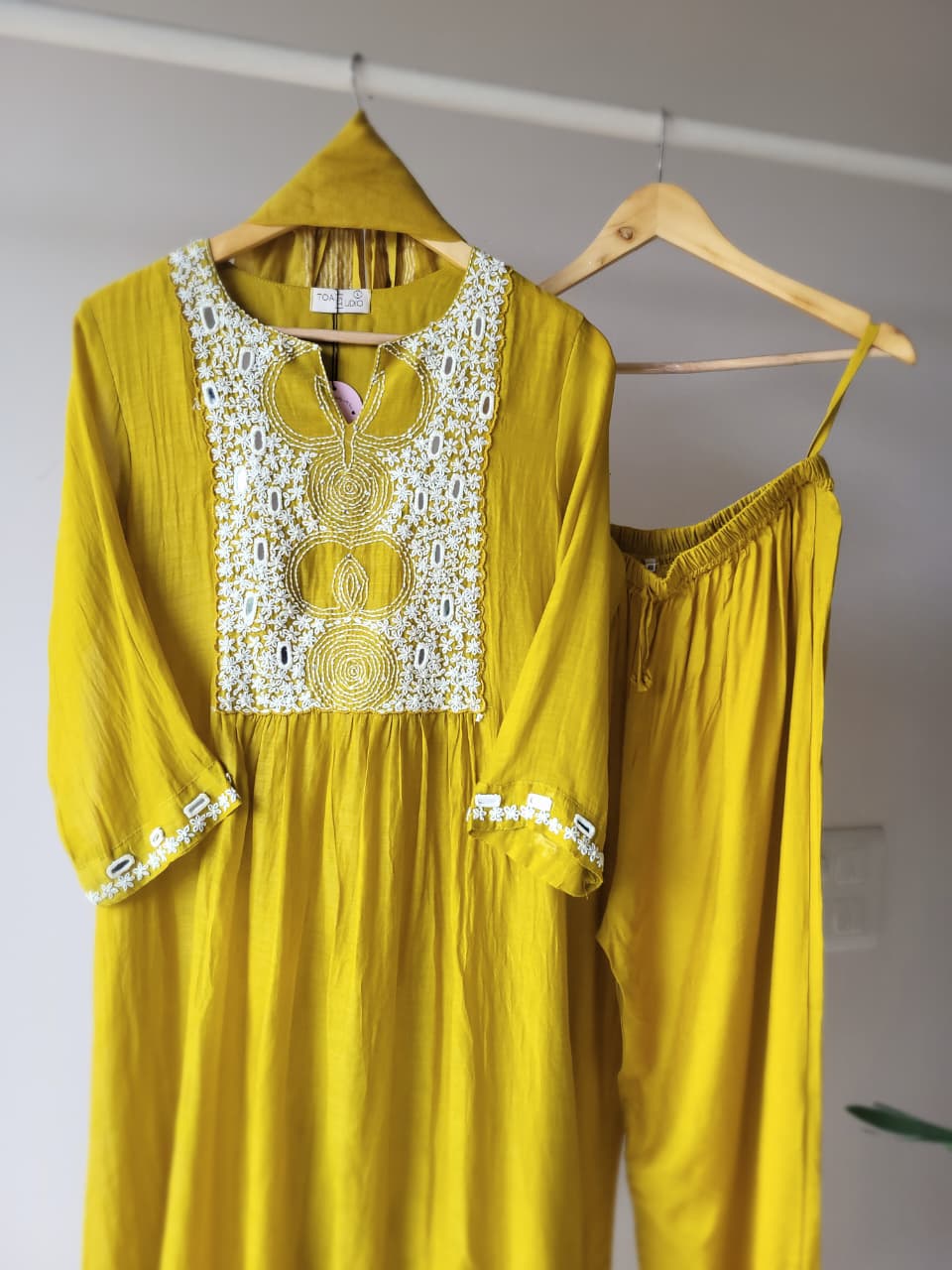 Valley Of Flower Suit