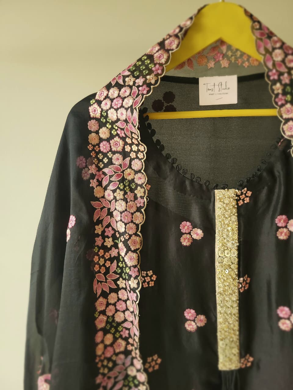 Flamingo Unstitch suit  (Ready To Ship)