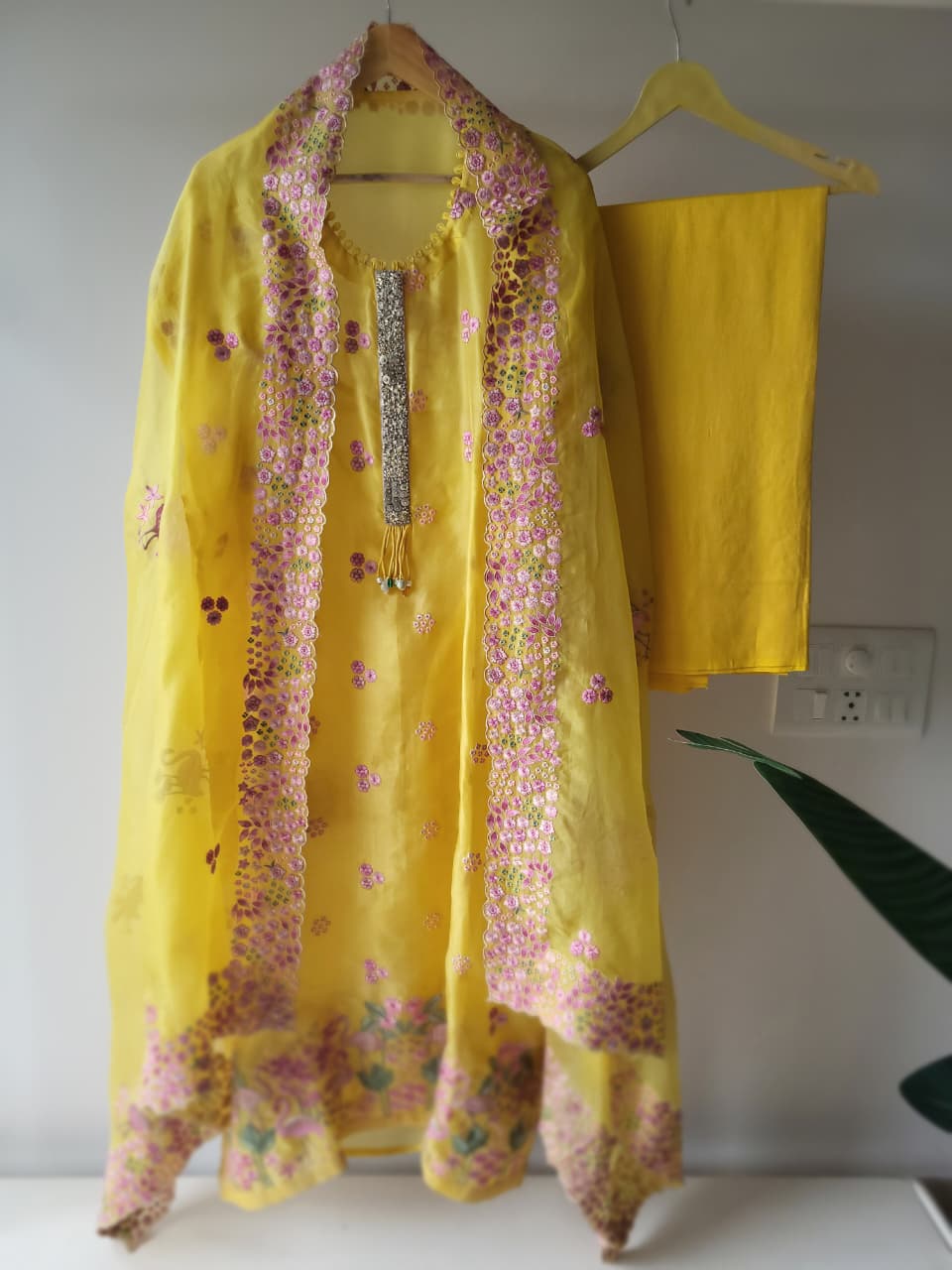 Flamingo Unstitch suit (Ready To Ship)