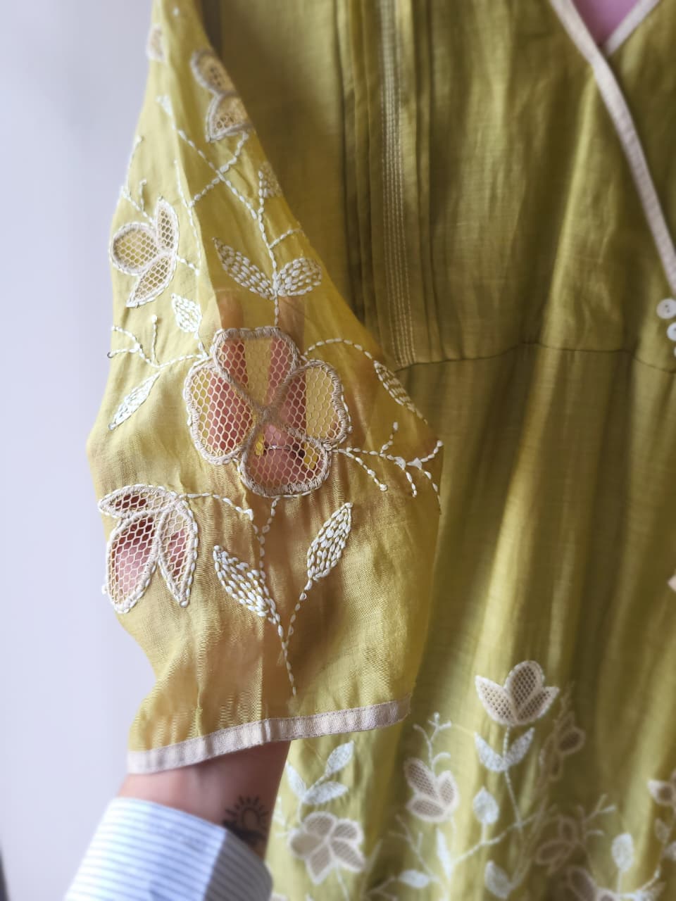 Amberleaf cutwork Set