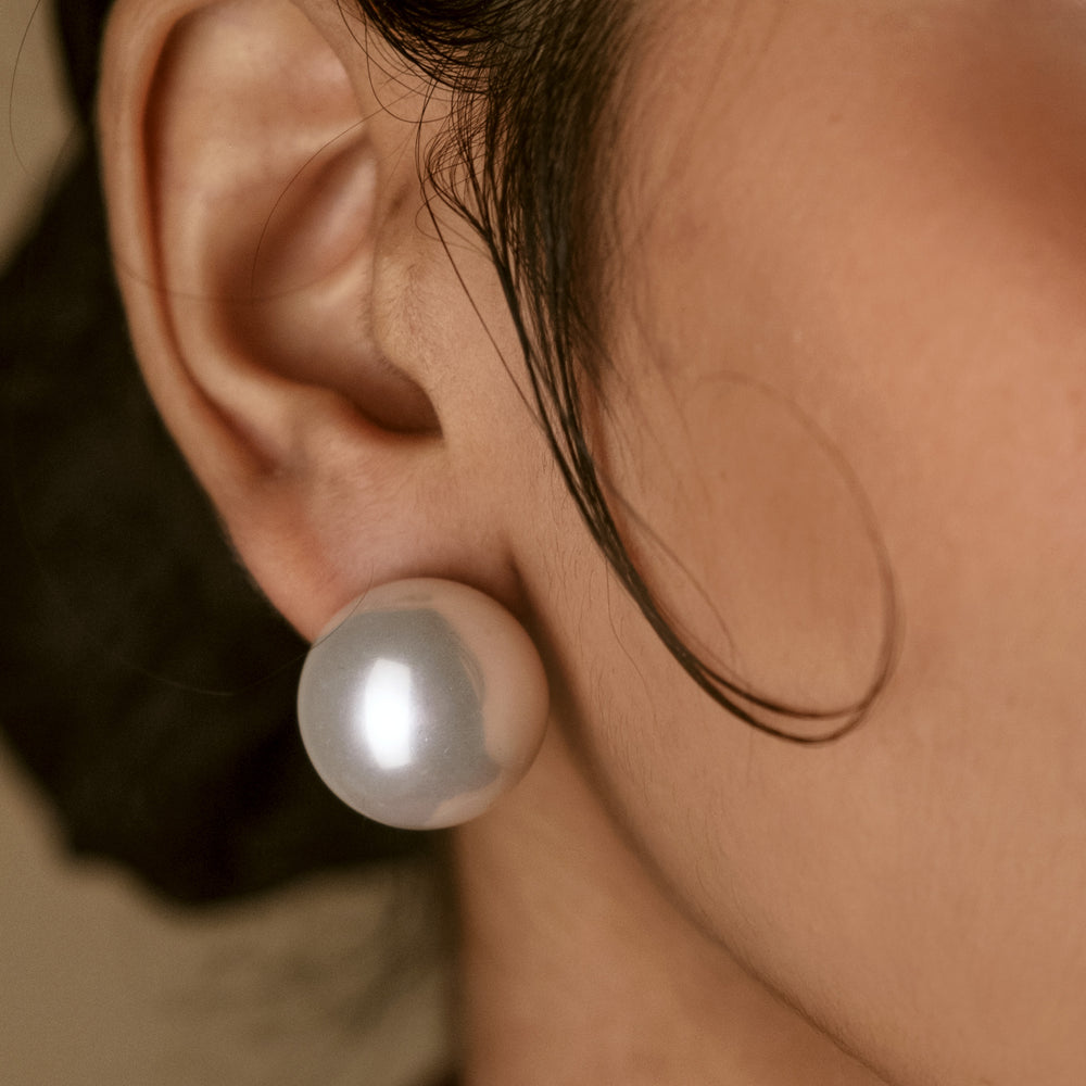 Pearl Globe Studs- 20mm
