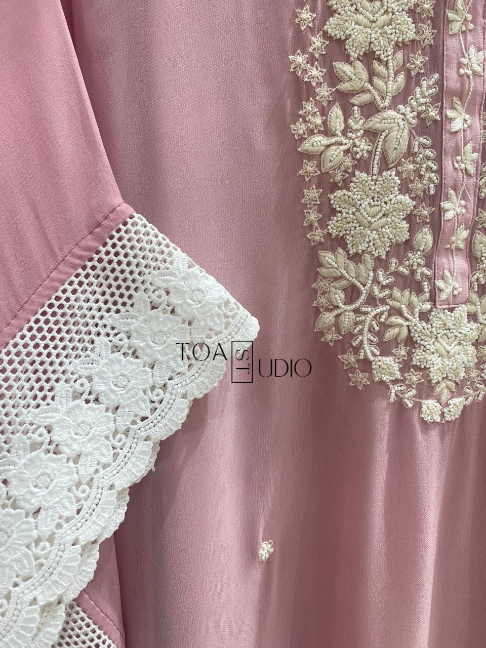 Pearl Blossom Kaftan (25 Days Dispatch time)