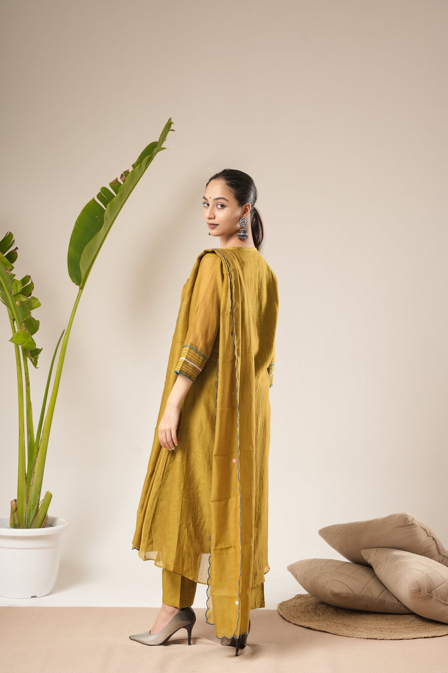 Sugandha Ethnic Mulchanderi Set (Ready To Ship)