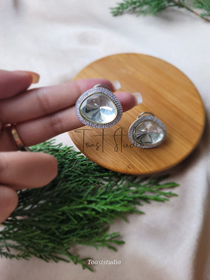 Gold Polish Kundan Stud