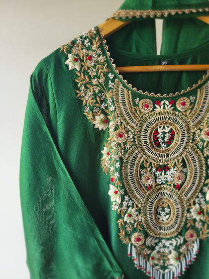 Nazaaqat Set