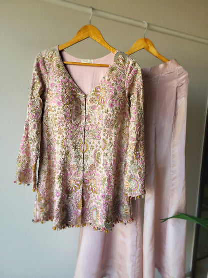 Shaahi embroidered set