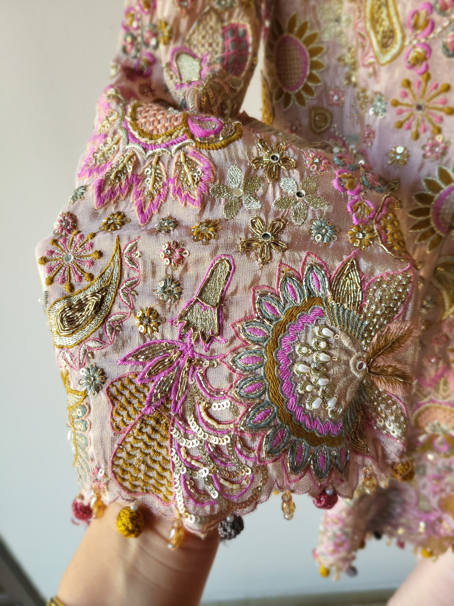 Shaahi embroidered set