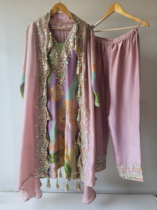 Avantika Kurti Cape set