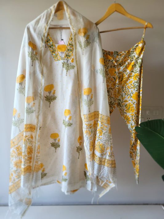 Doriya Marigold Suitset (Ready To Ship)