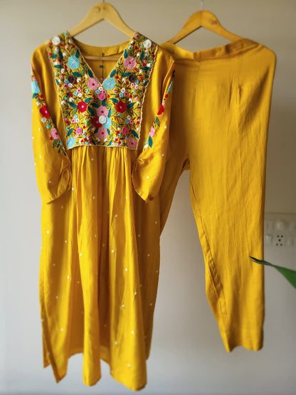 Vasanti Phool Set (Ready To Ship)