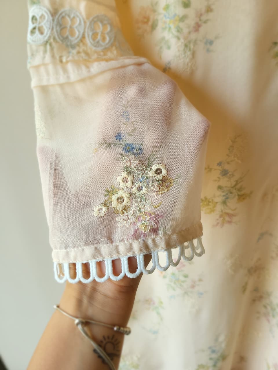 Bell Jasmine Set (25 Days Dispatch Time)