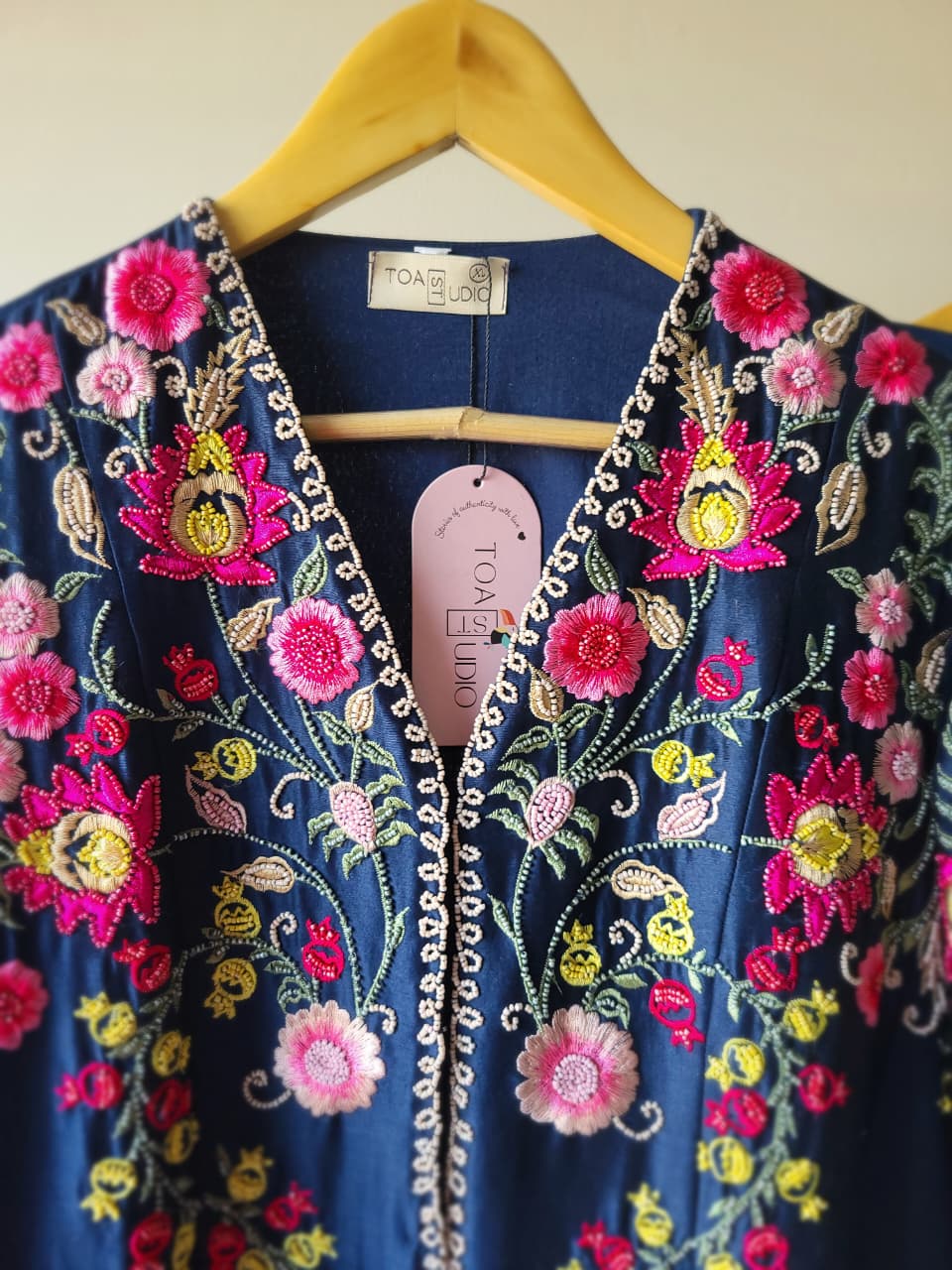 The Evy embroidered set(25 Days Dispatch Time)