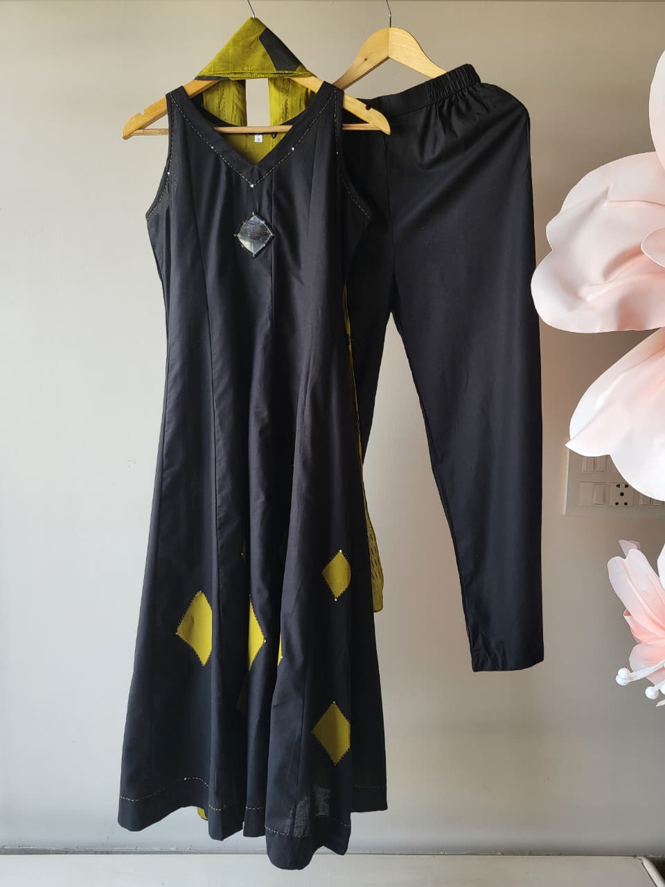 Noor Mirror Cotton Suit