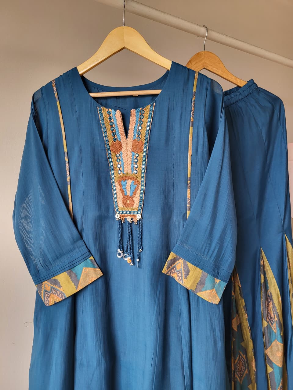 Vanika Coord set