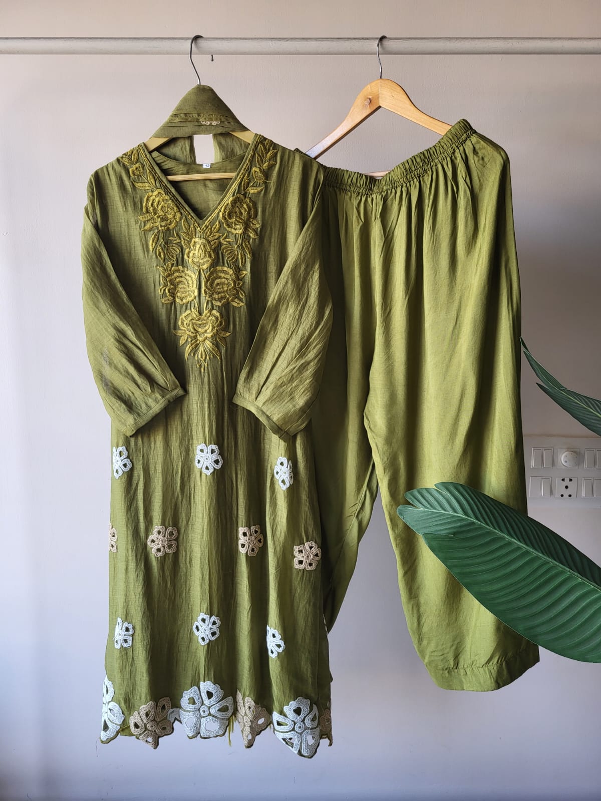 Guljaal suit set