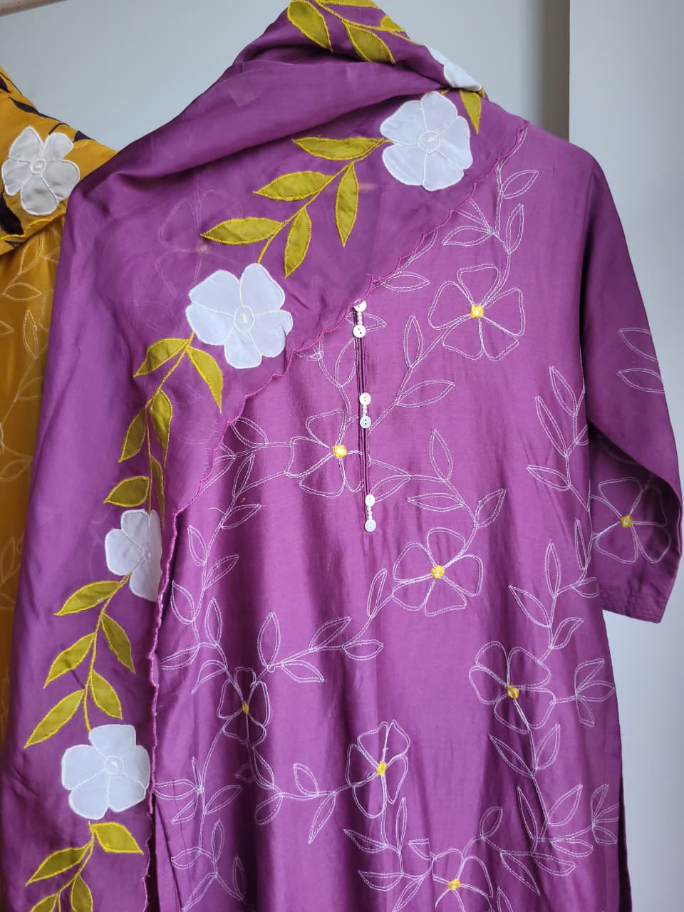 Mongra Suit Set