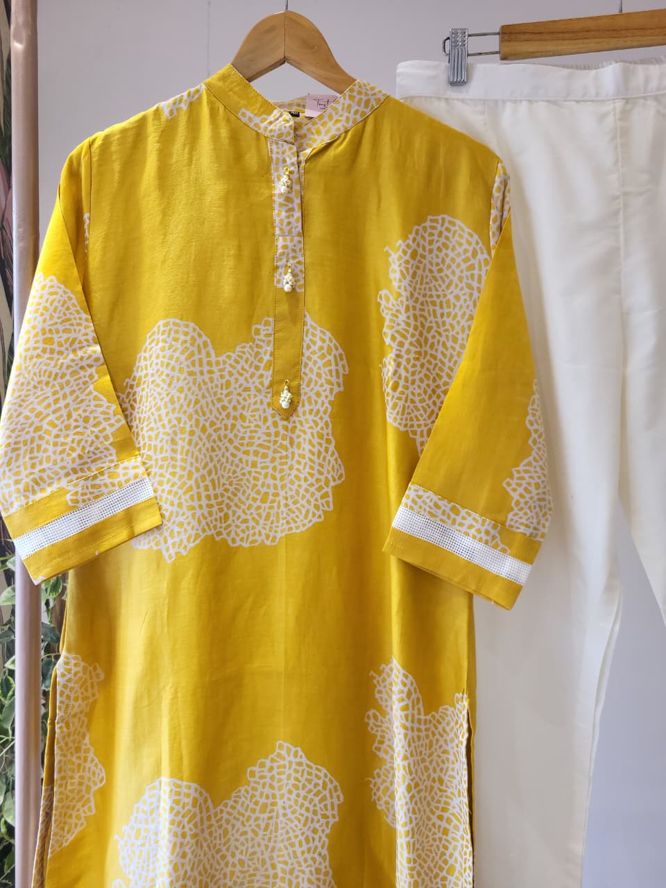Mehriya suit set