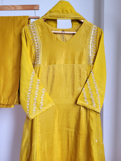 Ahilya Antique Tikki Set (5 Days Dispatch Time)