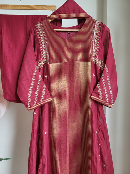 Ahilya Antique Tikki Set (5 Days Dispatch Time)