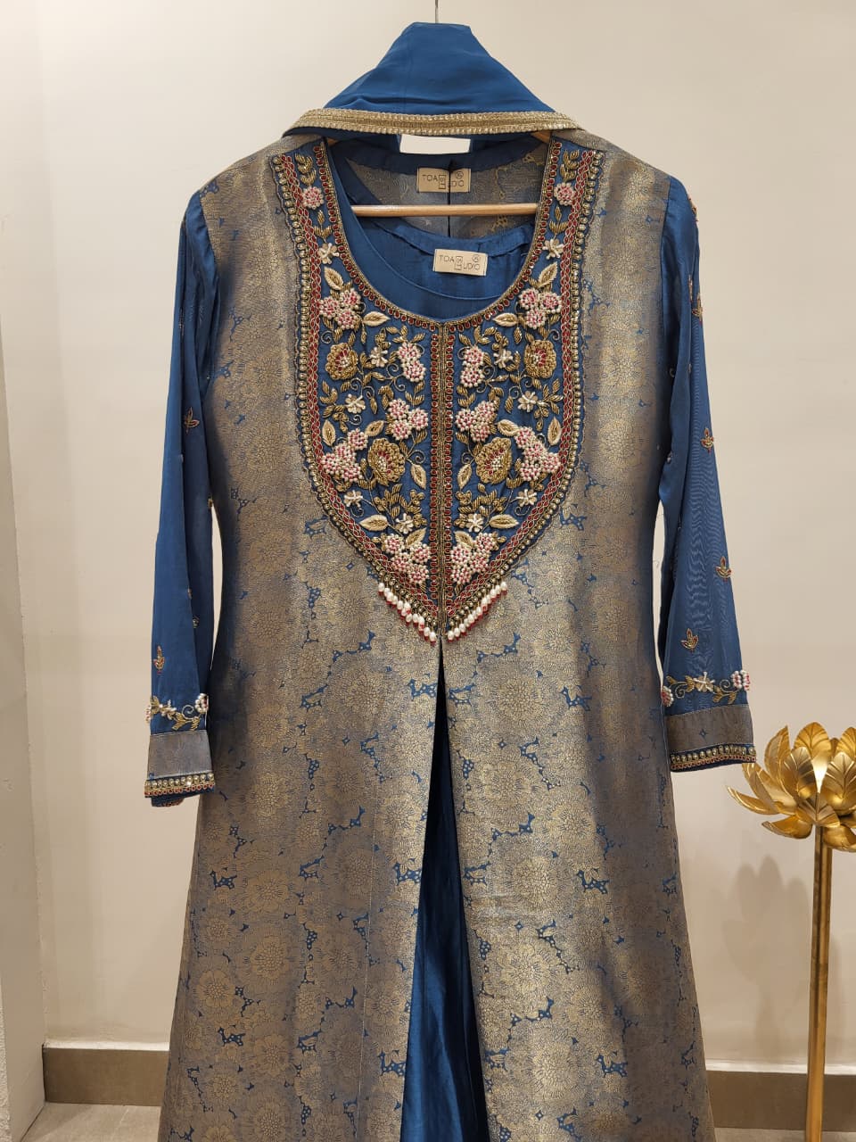 Sammanita Gown Set (5 days Dispatch time)