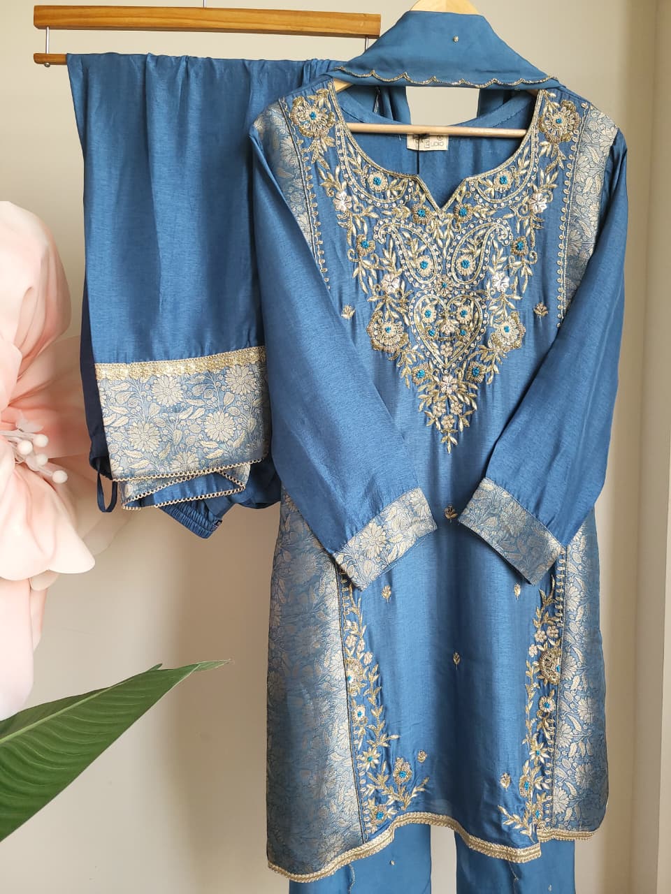 Royal Neel Farshi Salwar Set