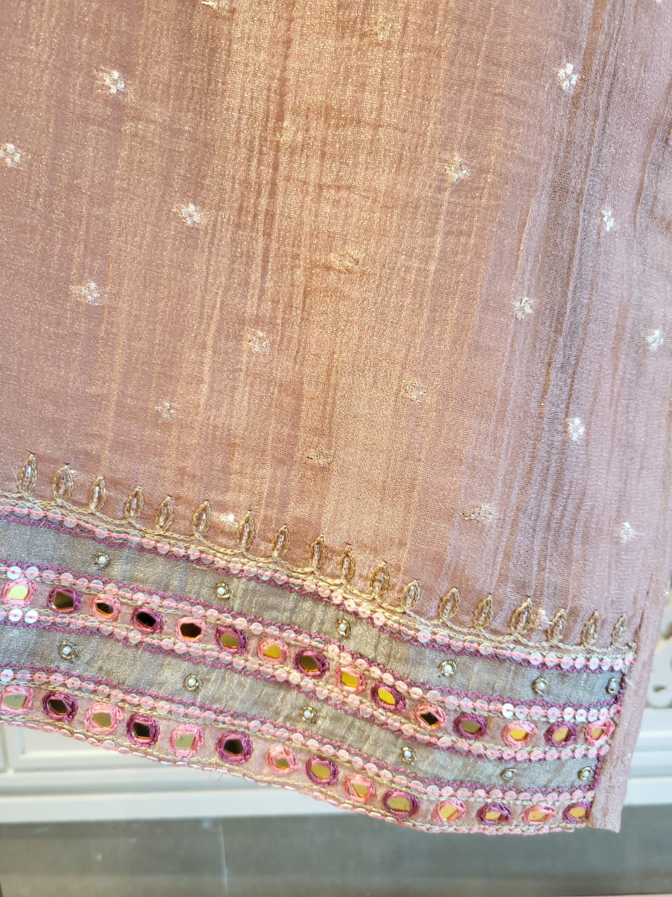 The Vasundhra Tissue Set